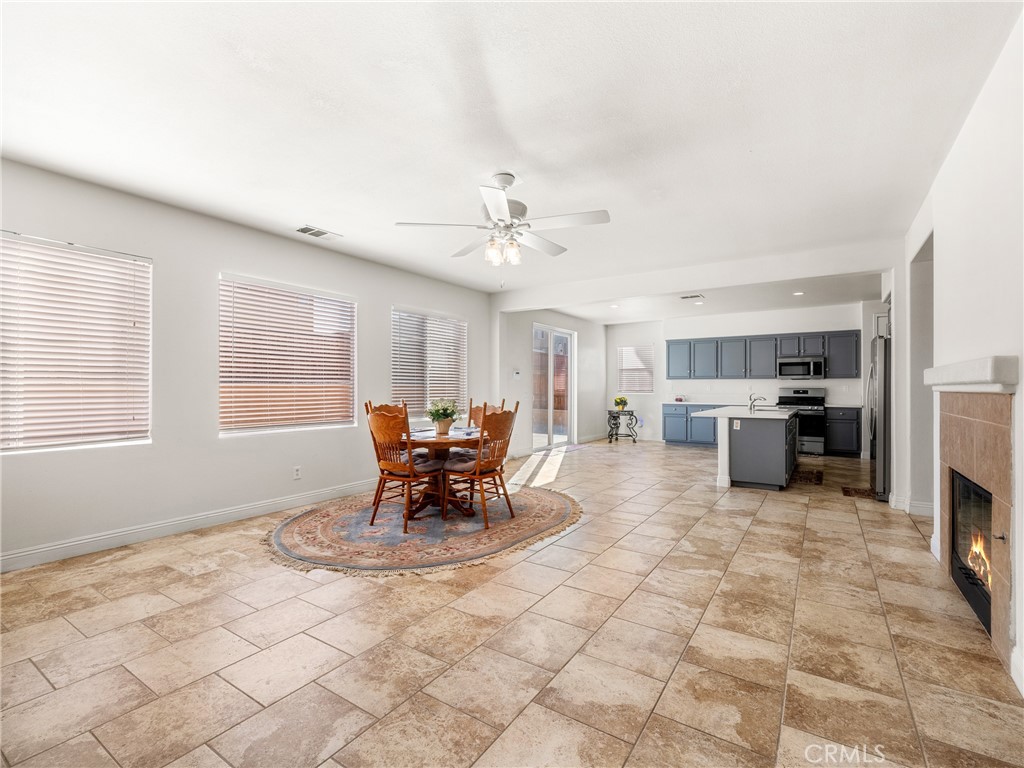 12373 Los Moras Way Property Photo 15