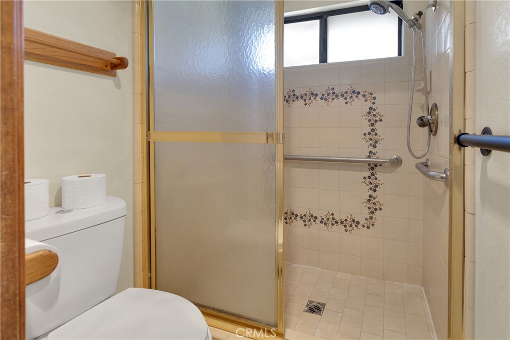 18110 Fairburn Street Property Photo 19