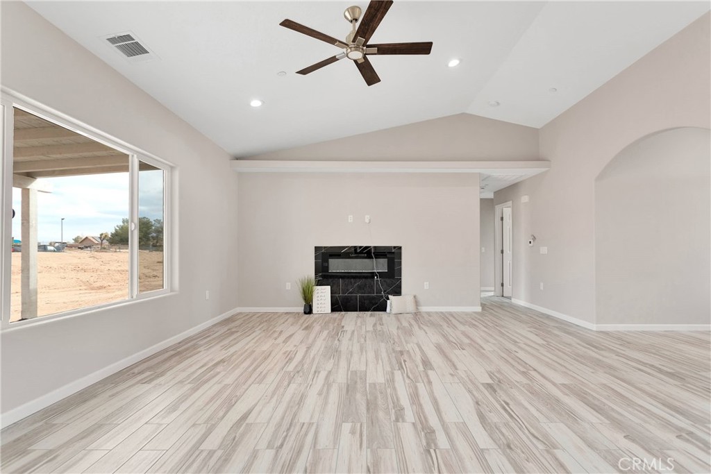 18420 Wisteria Street Property Photo 2