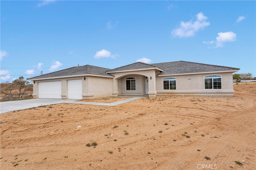 18420 Wisteria Street Property Photo 10
