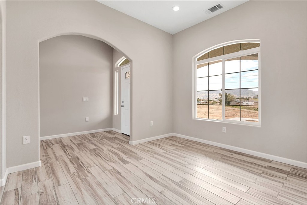 18420 Wisteria Street Property Photo 28