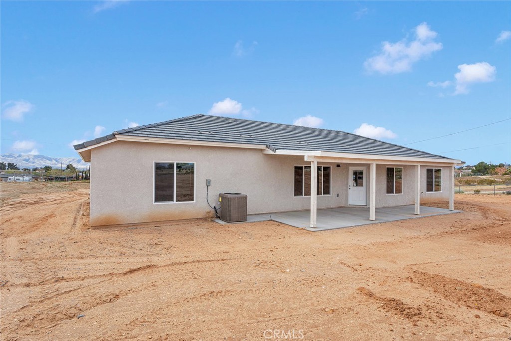 18420 Wisteria Street Property Photo 31