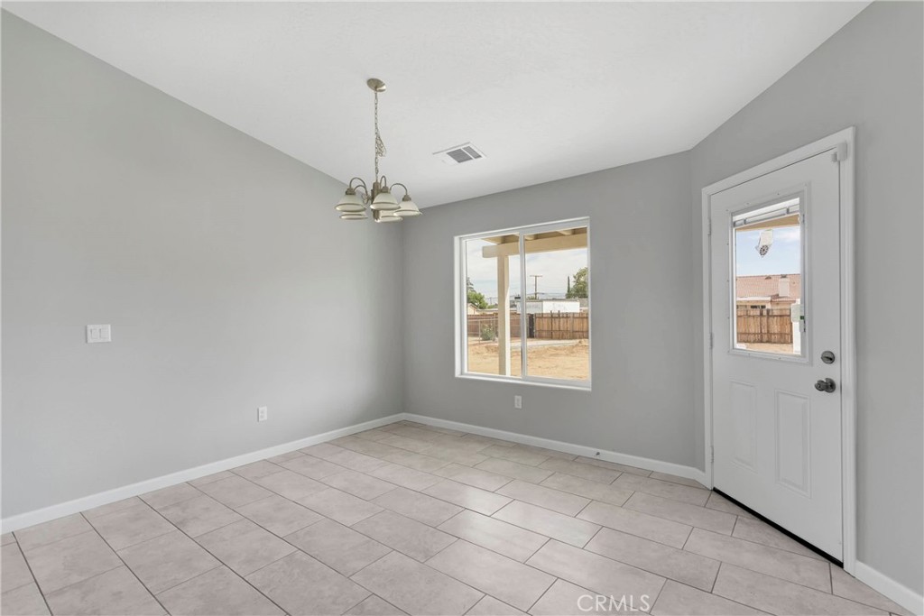 8569 Oakwood Avenue Property Photo 15