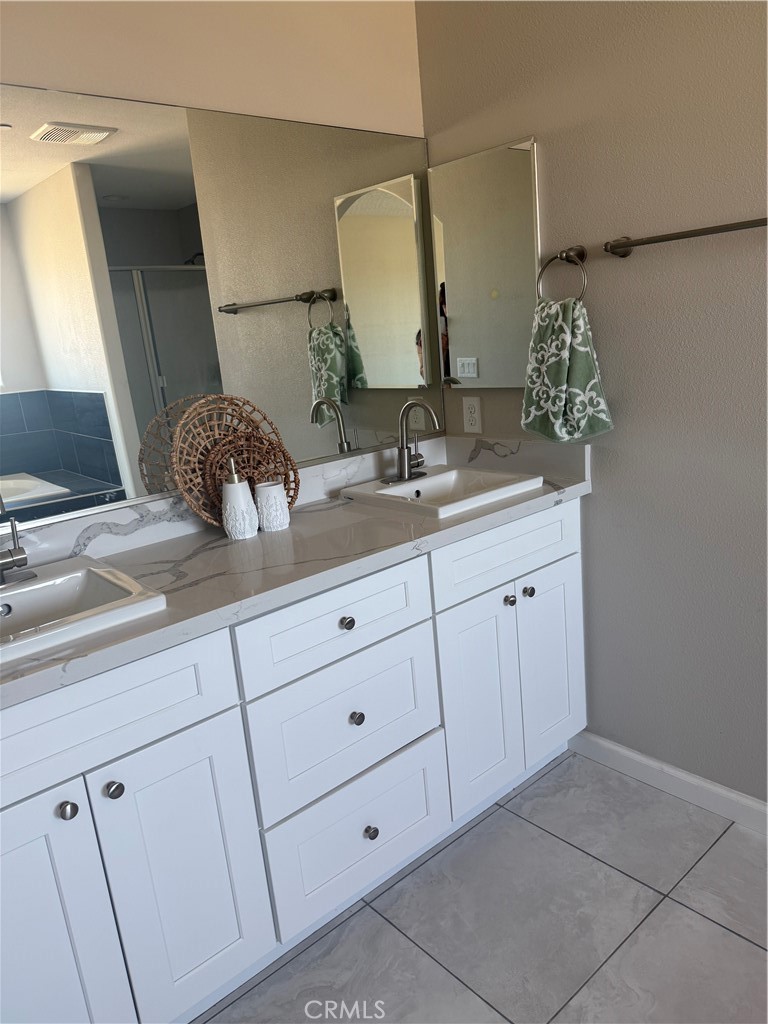 8569 Oakwood Avenue Property Photo 21