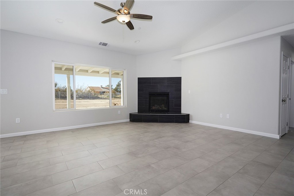 18238 Talisman Street Property Photo 4