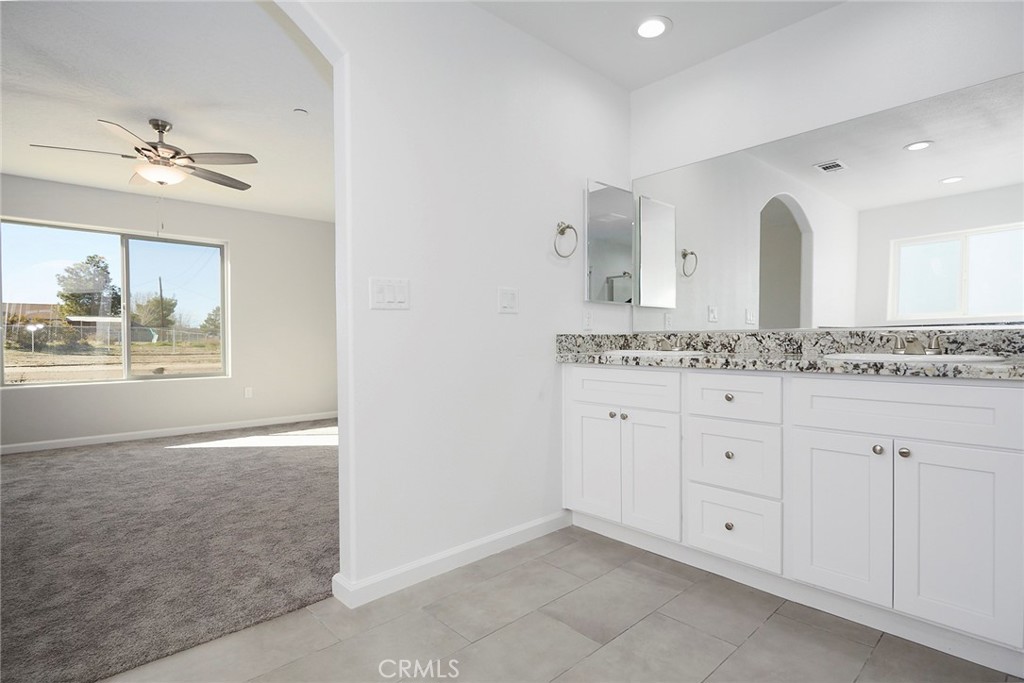 18238 Talisman Street Property Photo 16