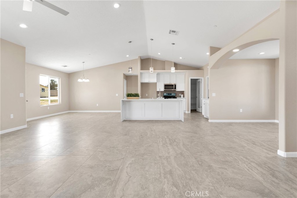 18363 Ranchero Road Property Photo 7