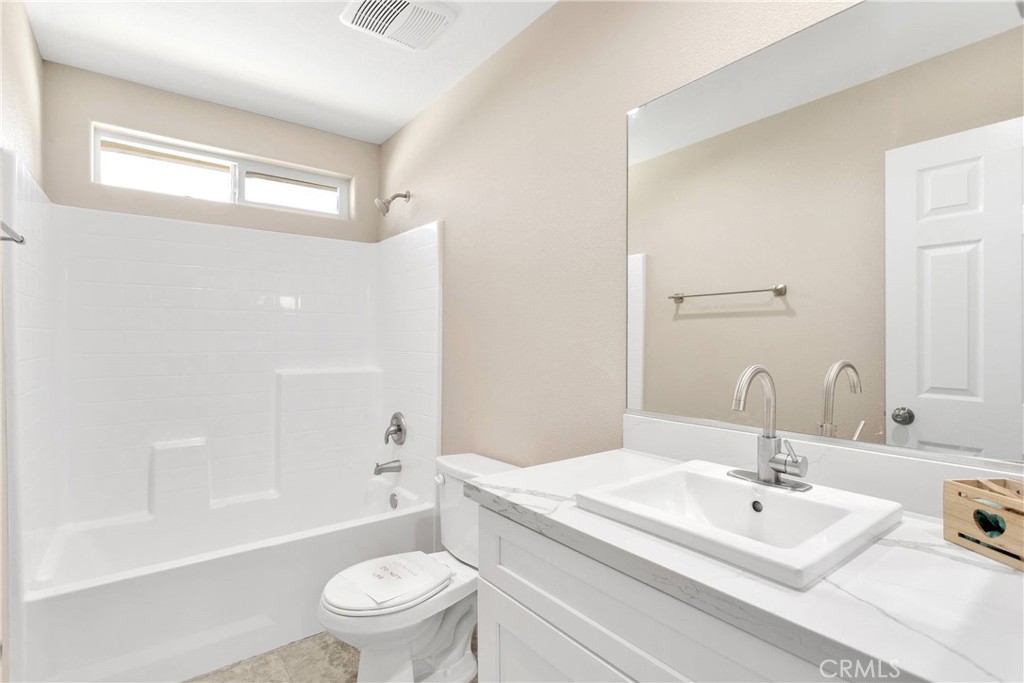 18363 Ranchero Road Property Photo 26
