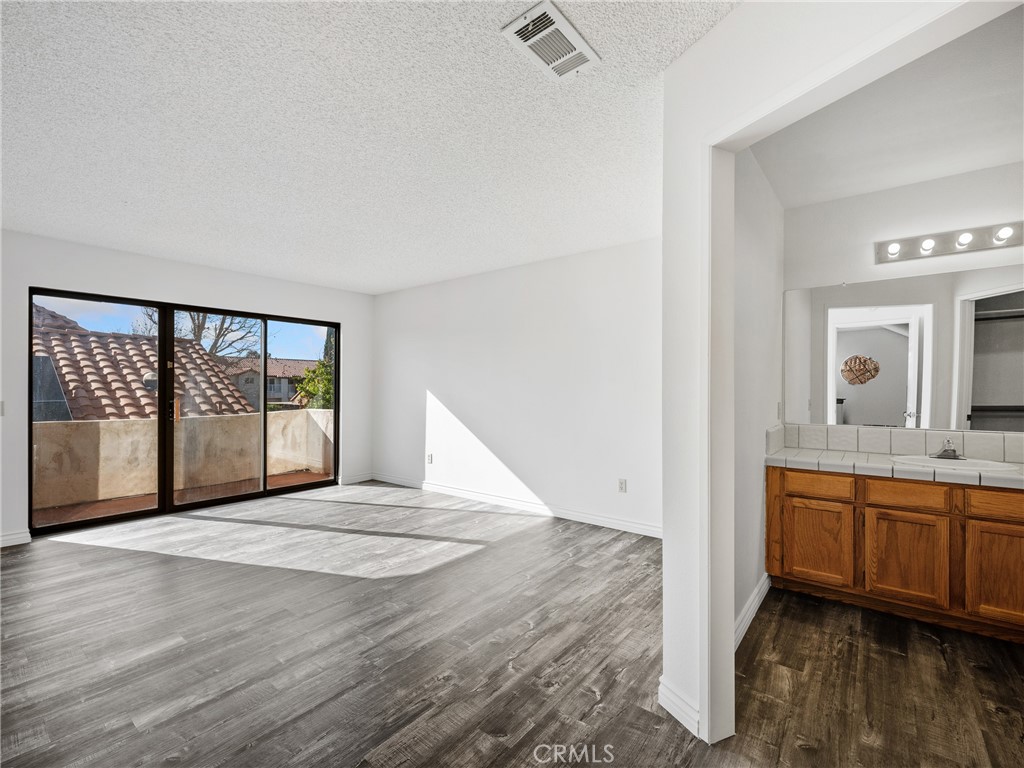 19246 Pine Way Property Photo 22