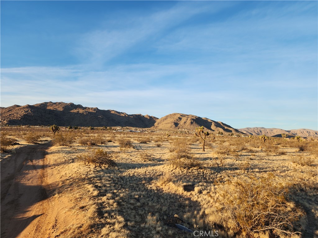 43621128 Zuni Road Property Photo 7