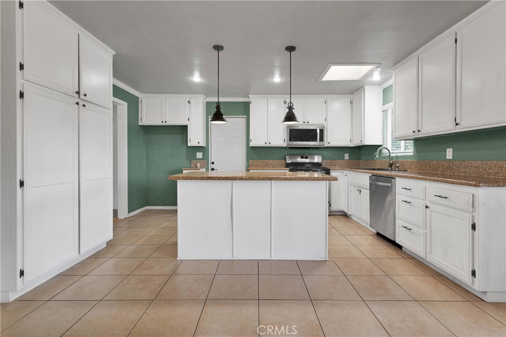 13206 Winona Road Property Photo 9