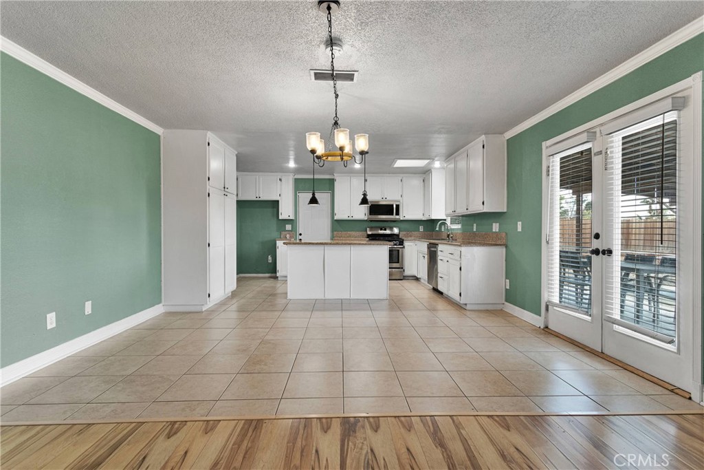 13206 Winona Road Property Photo 10