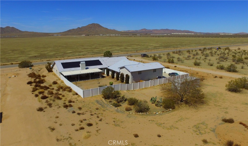 17389 Central Road Property Photo 10