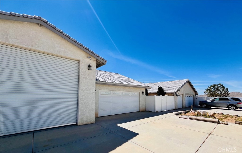 17389 Central Road Property Photo 19