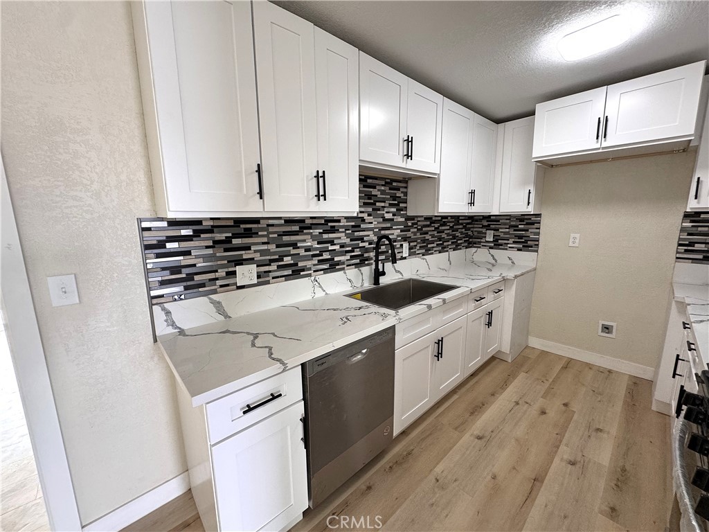 1716 Paloma Street Property Photo 3