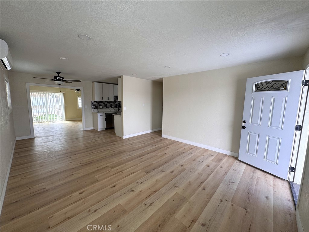 1716 Paloma Street Property Photo 4