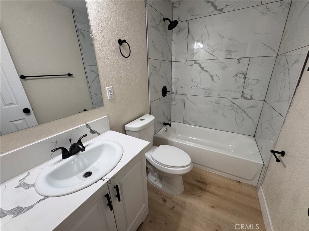 1716 Paloma Street Property Photo 17