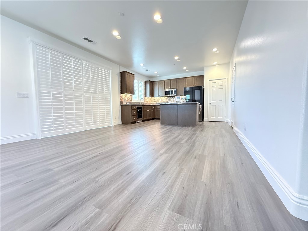 16977 Red Tail Lane Property Photo 5