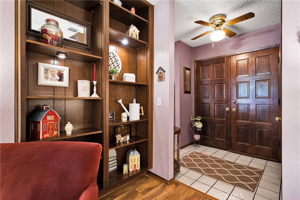 17380 Sultana Street Property Photo 7