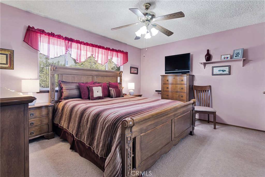17380 Sultana Street Property Photo 29
