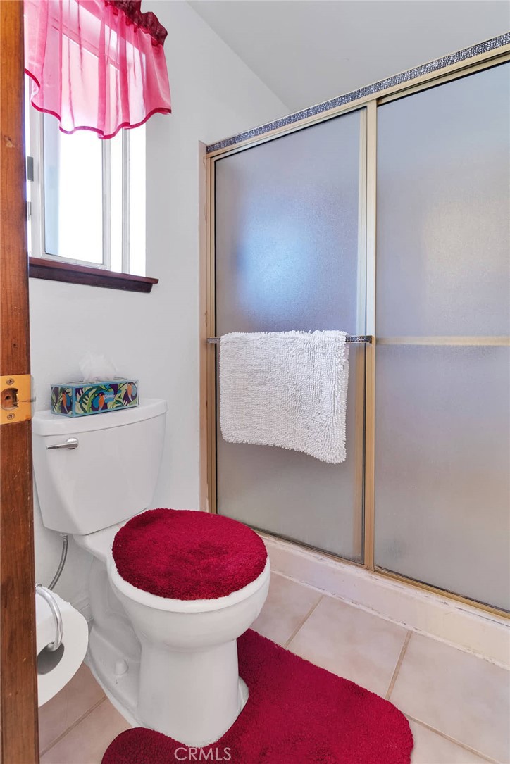 17380 Sultana Street Property Photo 31