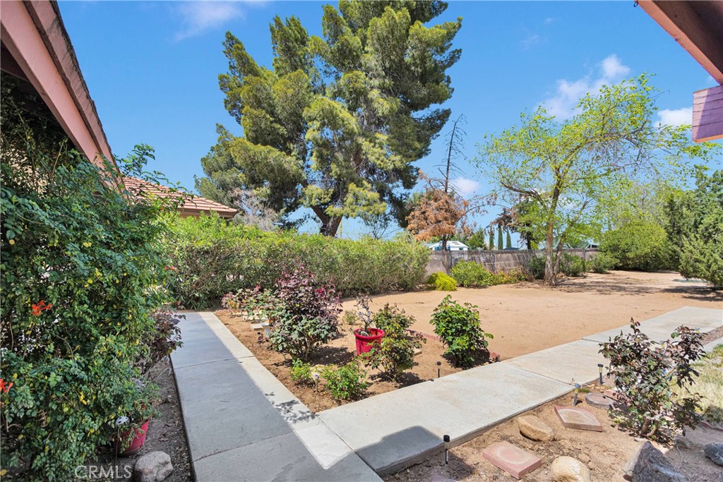 17380 Sultana Street Property Photo 42