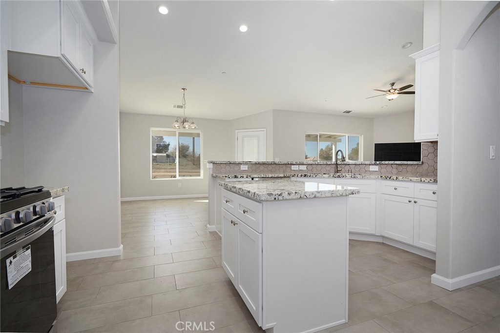 17796 Valencia Street Property Photo 10