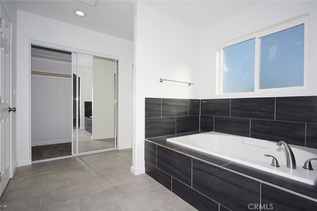 17796 Valencia Street Property Photo 15