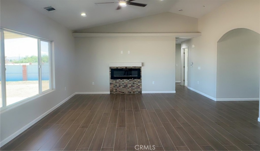 16506 Cactus Street Property Photo 4