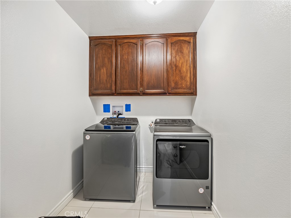 18399 Walnut Street Property Photo 12