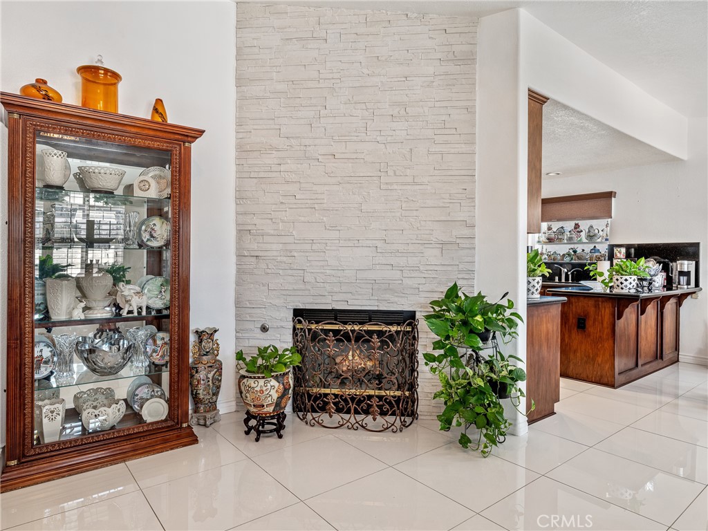 18399 Walnut Street Property Photo 24