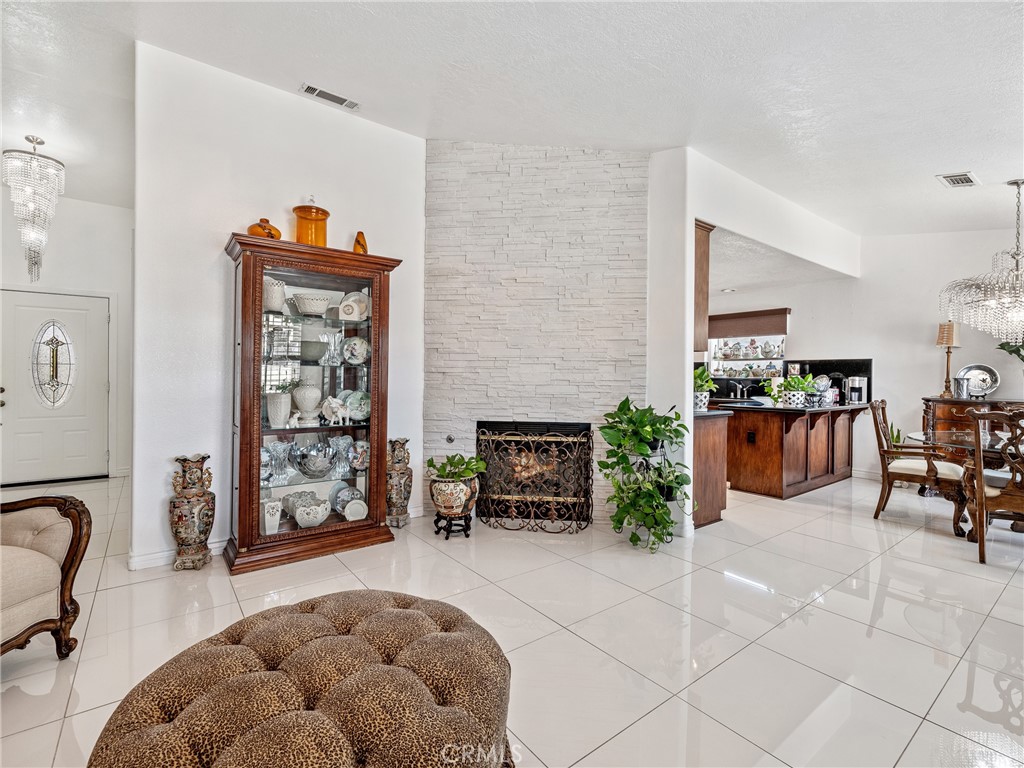 18399 Walnut Street Property Photo 25