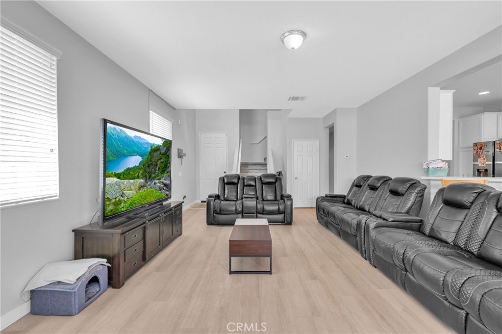 11779 Desert Glen Street Property Photo 10