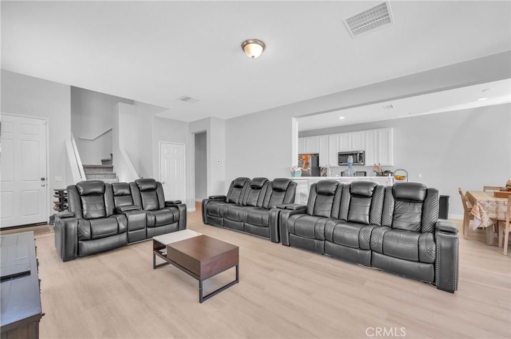 11779 Desert Glen Street Property Photo 11