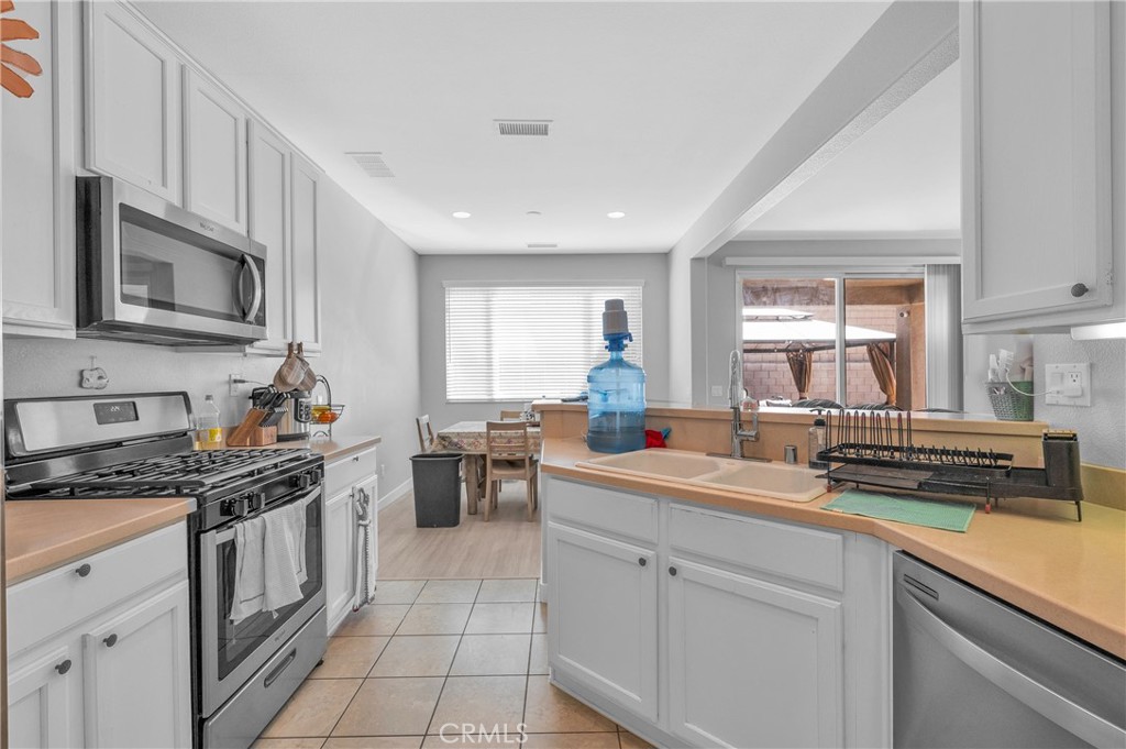 11779 Desert Glen Street Property Photo 16