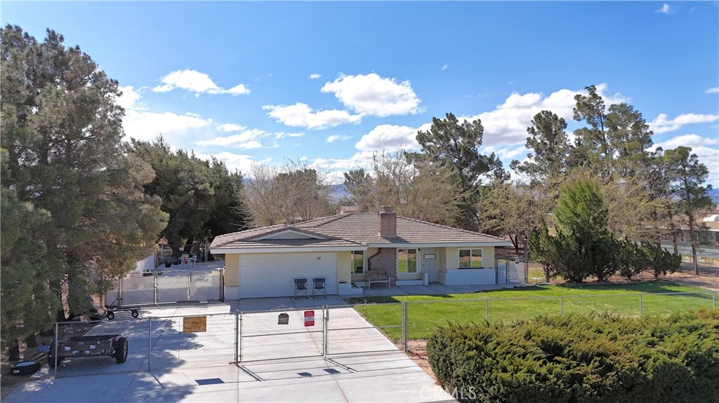 14501 Iroquois Road Property Photo 2