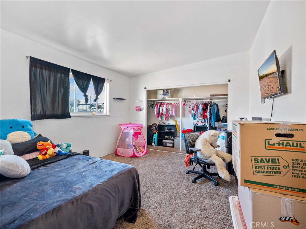 22931 Lucilla Road Property Photo 8