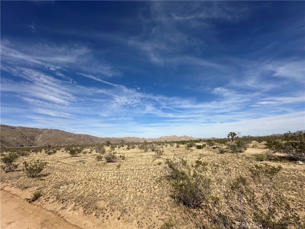 11 Canyon View Road Property Photo 4