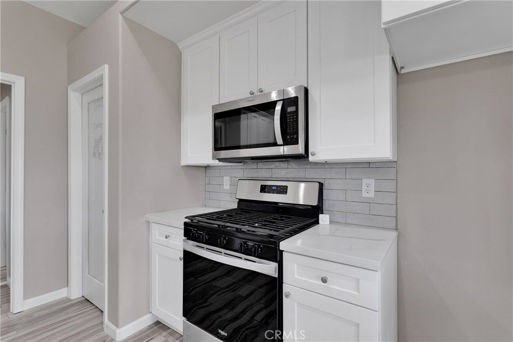 10399 Fifth Avenue Property Photo 13