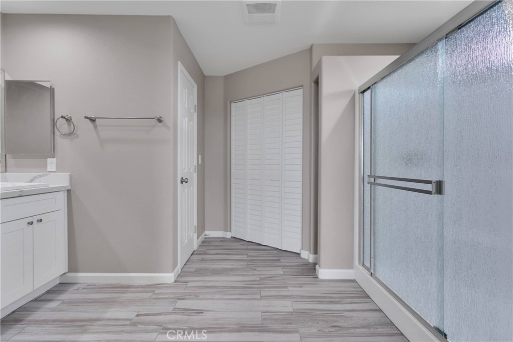 10399 Fifth Avenue Property Photo 24