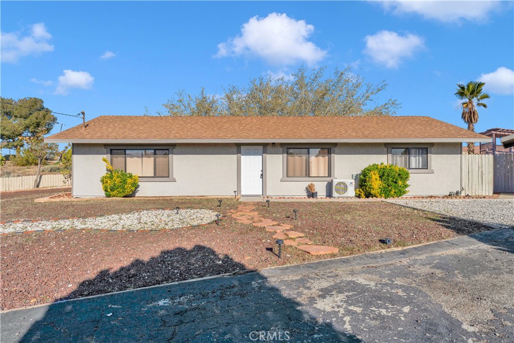 17908 Birch Street Property Photo 4