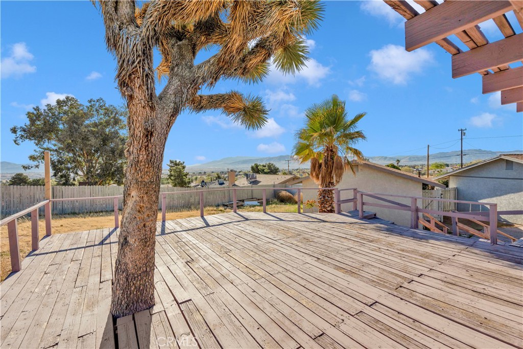 17908 Birch Street Property Photo 34