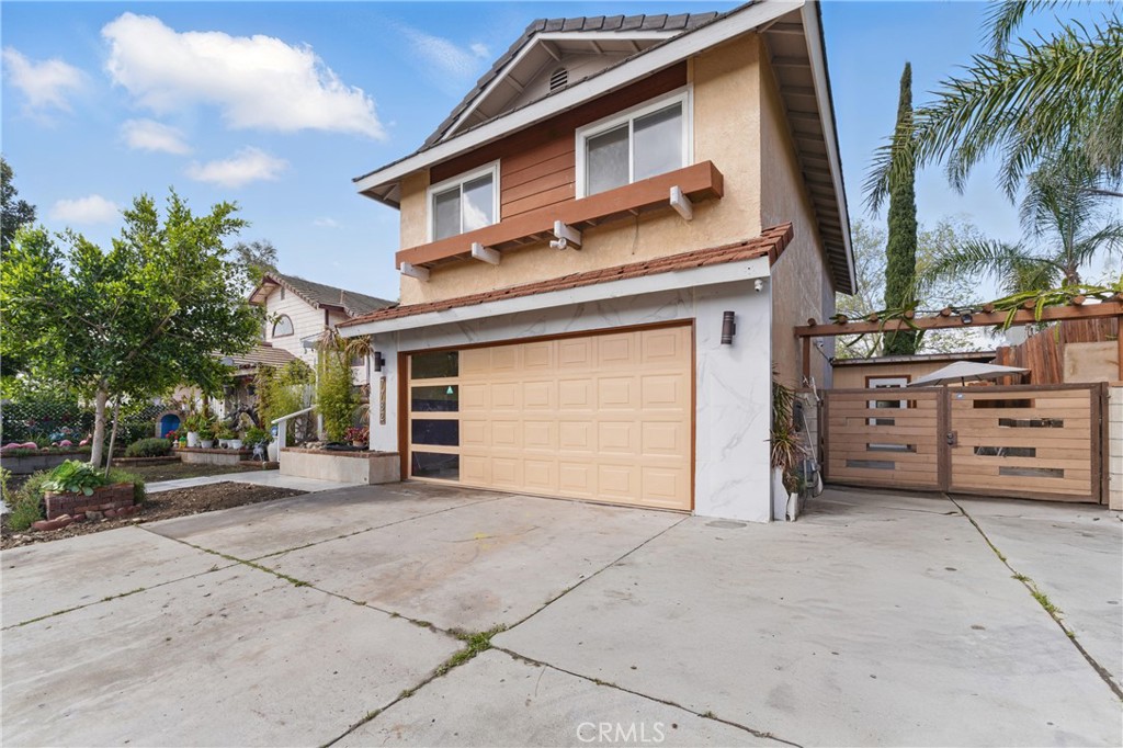 7782 Celeste Avenue Property Photo 2