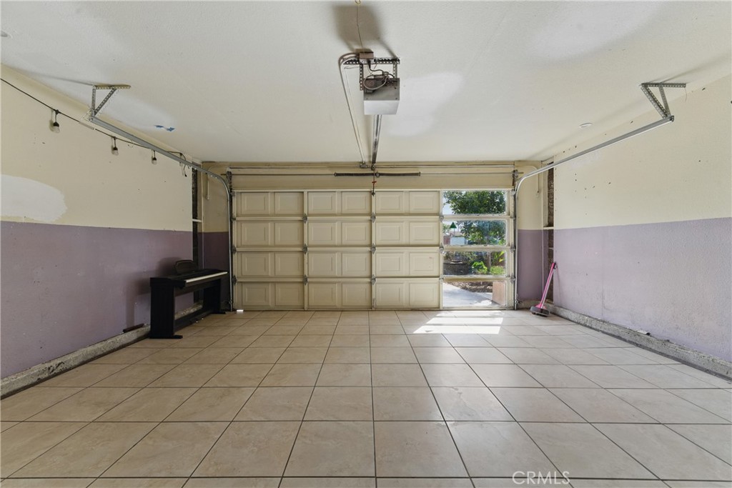 7782 Celeste Avenue Property Photo 25