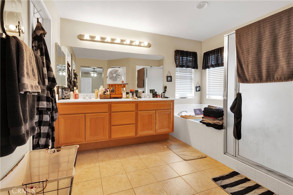 9153 Ravenswood Avenue Property Photo 17