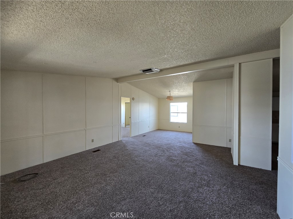 9161 Santa Fe Avenue E 14 Property Photo 7