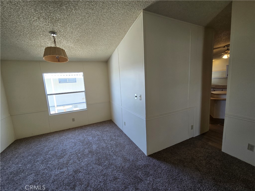 9161 Santa Fe Avenue E 14 Property Photo 8