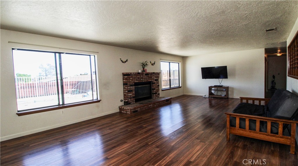 18268 Yucca Street Property Photo 3
