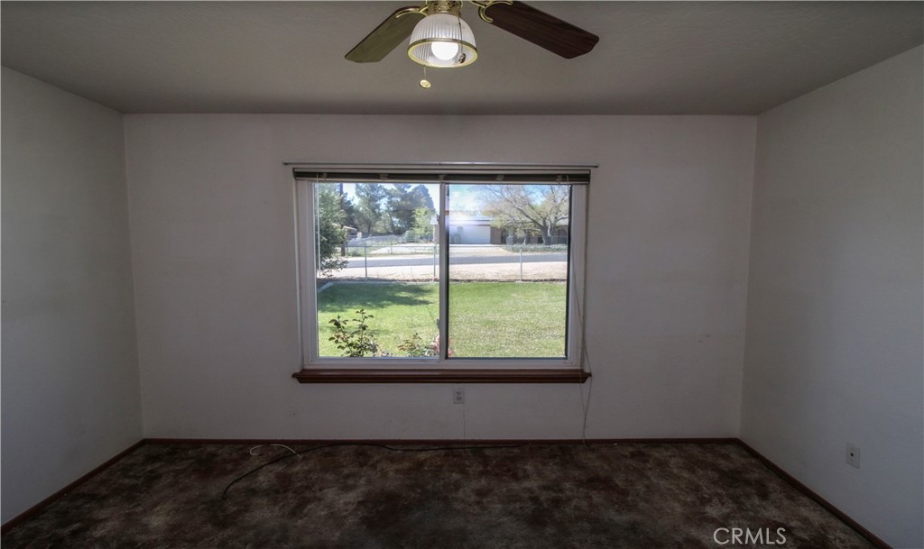 18268 Yucca Street Property Photo 17