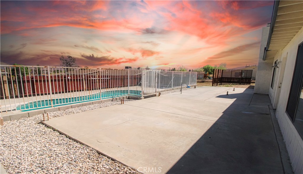 18268 Yucca Street Property Photo 26